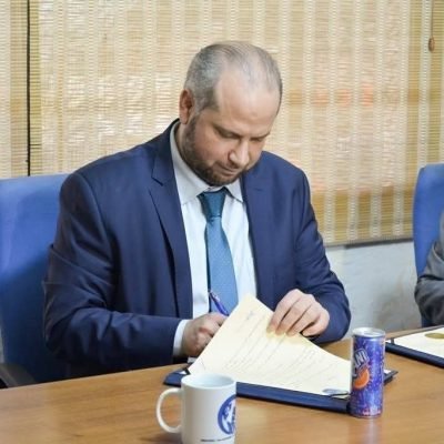 إعلان: المراجعات الشاملة في اللغة العربية لطلاب الشهادات​تعلن مؤسسة البروفسور الدكتور محمد خير الغباني للعلوم والتكنولوجيا عضو اتحاد الجامعات الدولي ، بالتعاون مع مؤسسة أطياف، عن بدء التسجيل في:
