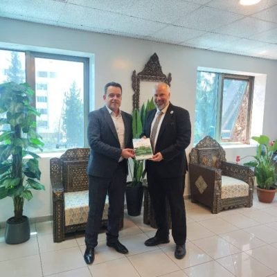 رئيس اتحاد الجامعات الدولي يزور وزارة الشباب والرياضة السورية ويطرح مبادرة إقامة كأس العالم للجامعات في سوريا