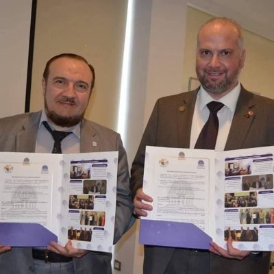 سنوات من الشراكة الدولية✨ مرور سبع سنوات على توقيع مذكرة التفاهم بين اتحاد الجامعات الدولي وجامعات بينلوكس / بلجيكا 🇧🇪، لتعزيز التعاون في البحث العلمي وخدمة مؤسسات التعليم العالي وتنظيم المؤتمرات الدولية.🤝 وُقّعت الاتفاقية من قبل:البروفيسور الدكتور محمد خير الغبانيوالبروفيسور مصطفى دونمز📅 وذلك على هامش المؤتمر الدولي السادس عشر في إسطنبول بتاريخ 3–4 نيسان 2019.🌍 شراكة مستمرة نحو التميز والتعاون الأكاديمي الدولي.